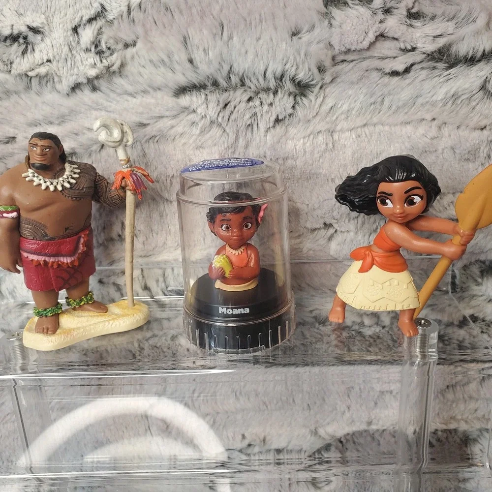 Disney Moana And Chief Tui Plastic And PVC Cake Topper Movie Character Figurines